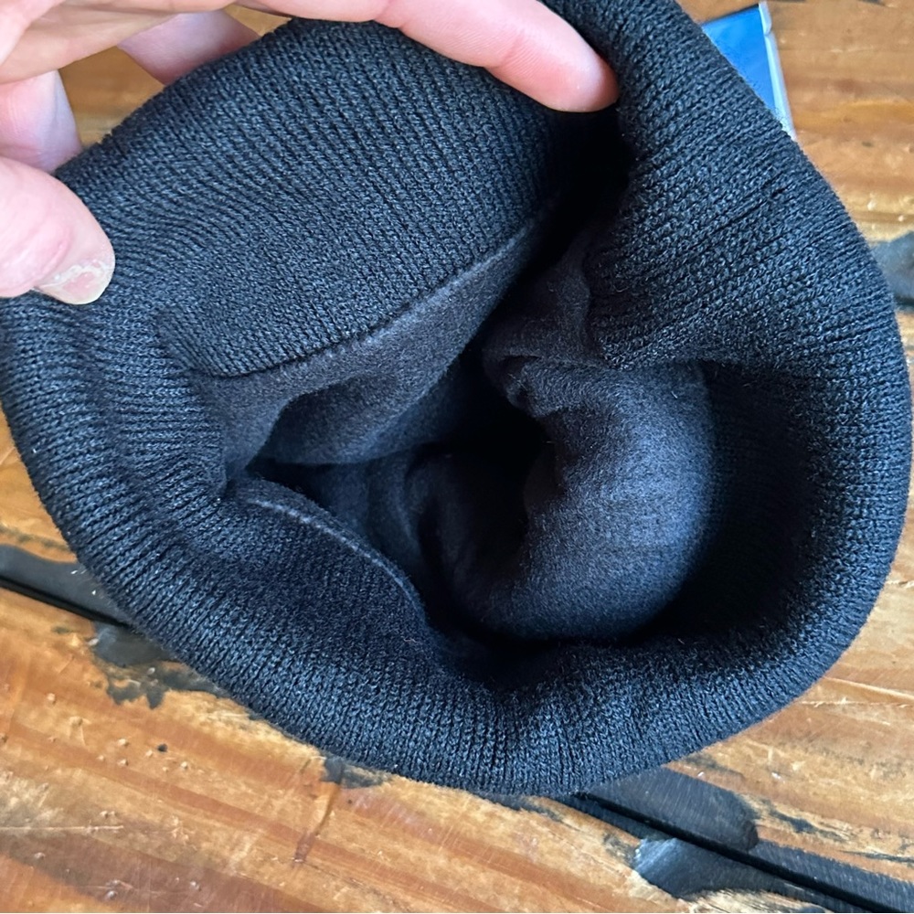 NWT True Fit heavy knit beanie! - Picture 4 of 5